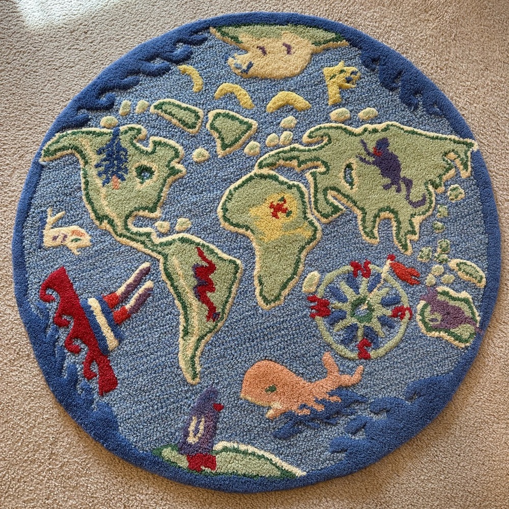 Pottery Barn Kids 36” Globe Floor Rug